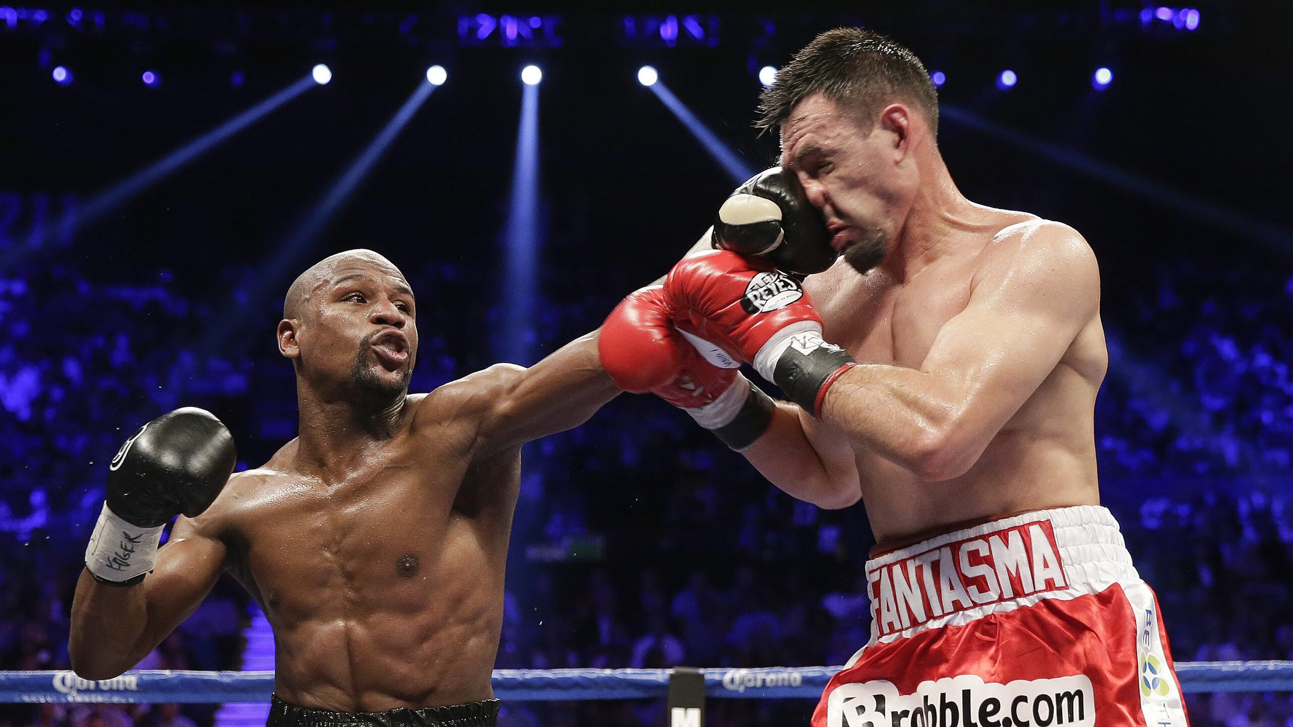 _尼克斯主场爆冷，逆转击败强敌_，尼克斯主场球迷